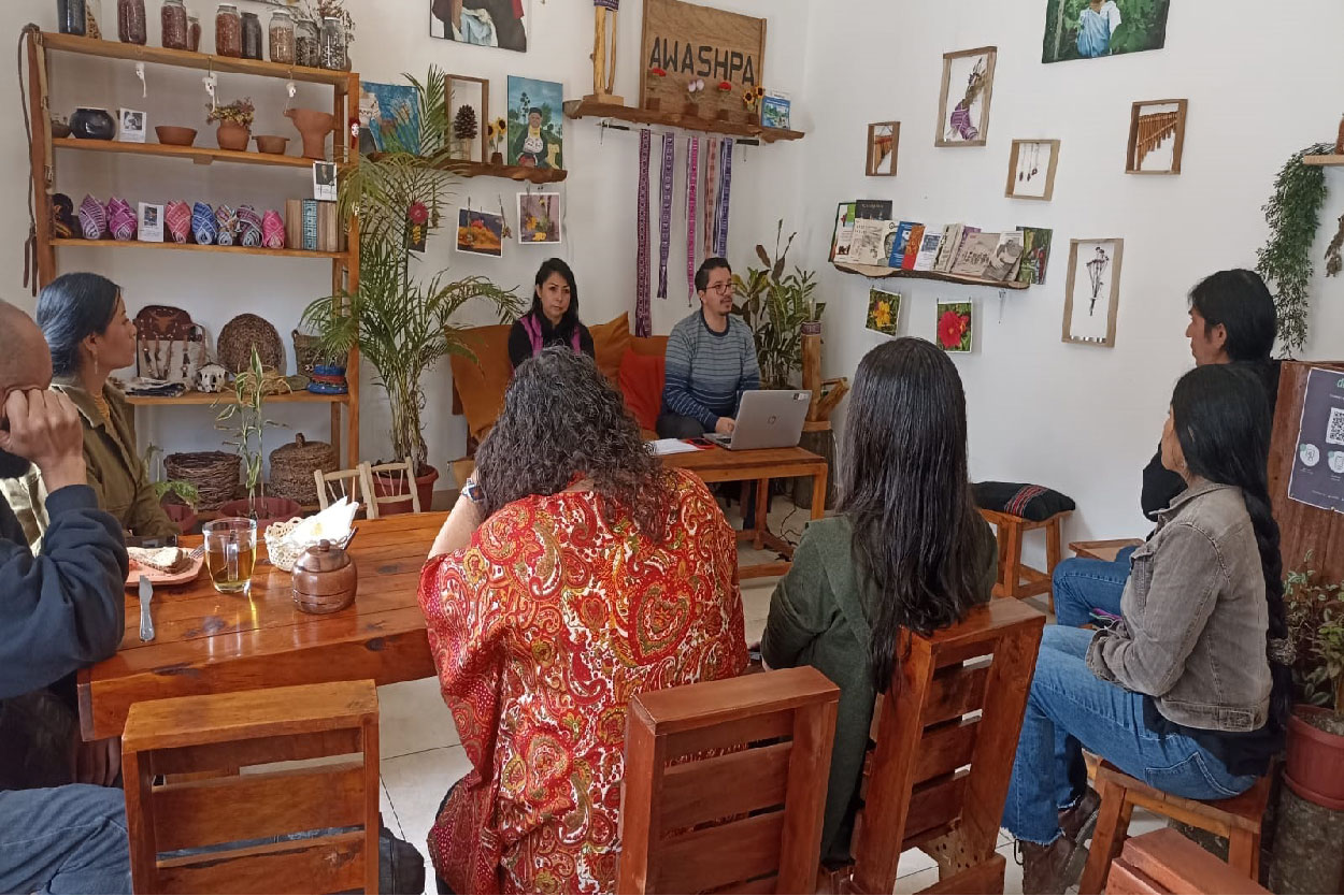 02 Cotacachi 300x200-01